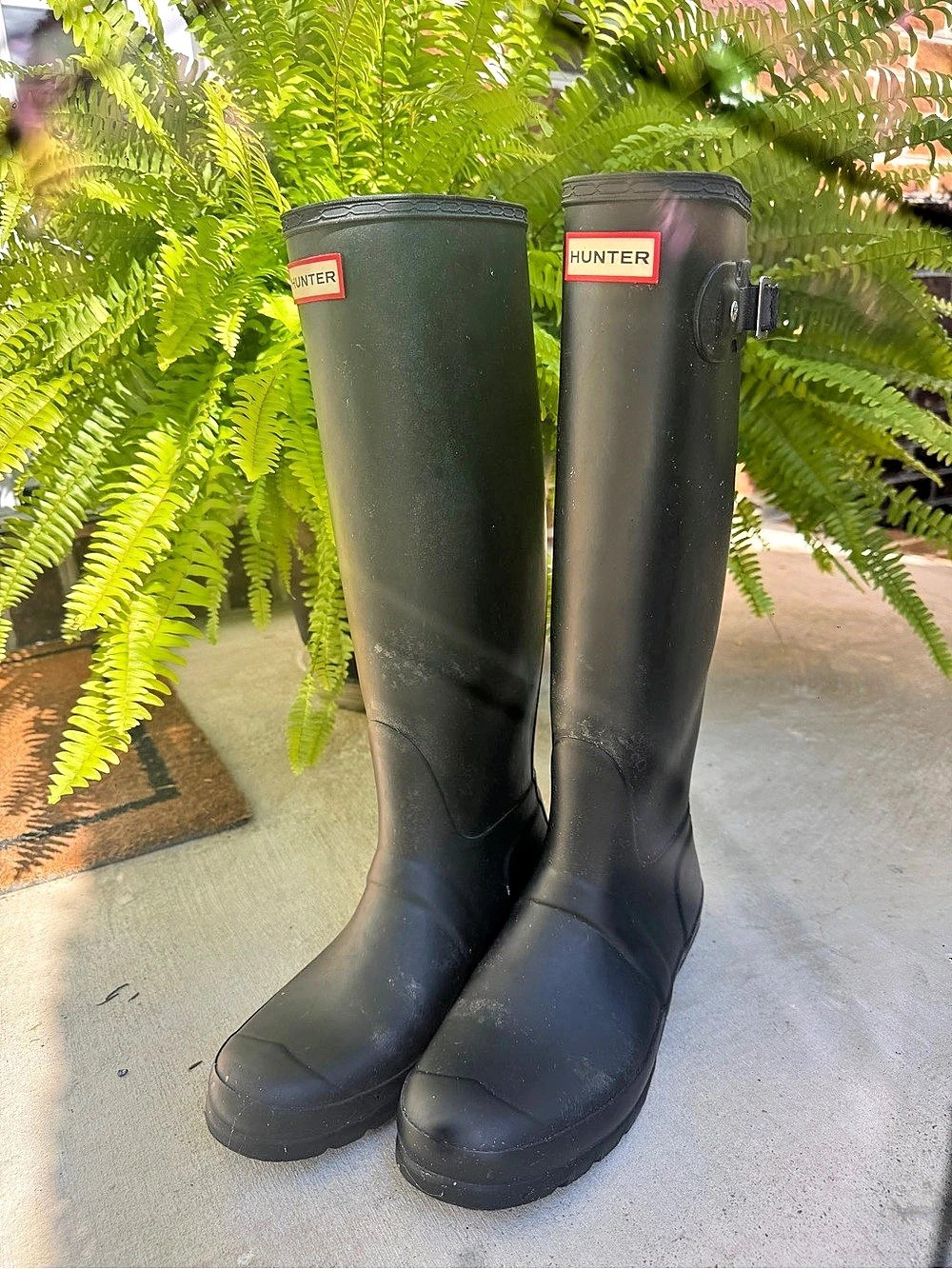 Hunter Original Tall Rain Boots - Black Minimal Wear